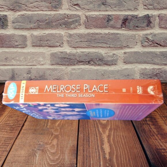 Melrose Place The Third Season 8 DVD Box Set Sealed - Picture 3 of 4